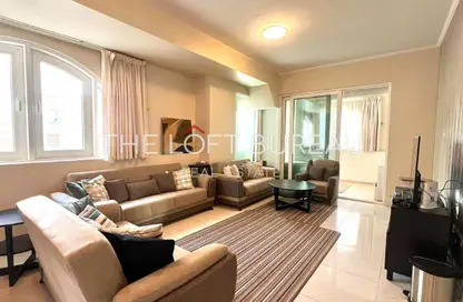 Apartment - 2 Bedrooms - 3 Bathrooms for rent in Viva West - Viva Bahriyah - The Pearl Island - Doha