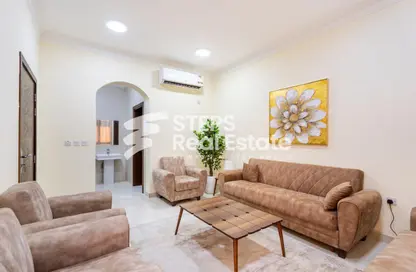 Villa - 6 Bedrooms - 7 Bathrooms for rent in Al Sakhama - Doha