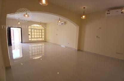Villa - 4 Bedrooms - 6 Bathrooms for rent in Al Hanaa Street - Al Gharrafa - Doha
