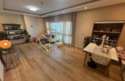 Apartment - 1 Bedroom - 2 Bathrooms for sale in Al Erkyah City - Lusail