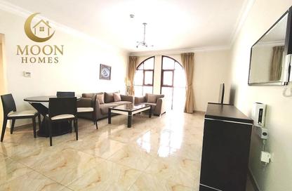 Apartment - 1 Bedroom - 1 Bathroom for rent in Umm Ghuwailina 4 - Umm Ghuwailina - Doha