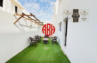 Villa - 5 Bedrooms - 6 Bathrooms for rent in Al Dana st - Muraikh - AlMuraikh - Doha
