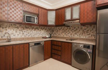 Apartment - 2 Bedrooms - 1 Bathroom for rent in Al Jazeera Street - Fereej Bin Mahmoud North - Fereej Bin Mahmoud - Doha