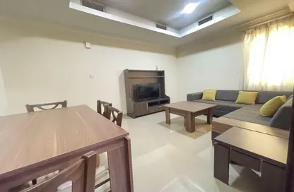 Apartment - 1 Bedroom - 2 Bathrooms for rent in Salaja Street - Doha Al Jadeed - Doha