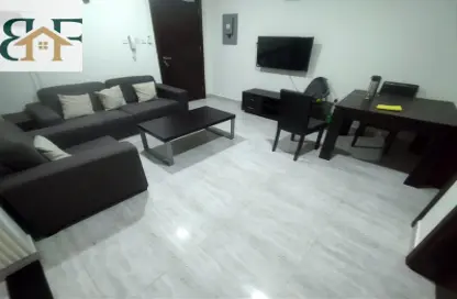 Apartment - 1 Bedroom - 2 Bathrooms for rent in Umm Ghwailina Comm - Umm Ghuwalina - Umm Ghuwailina - Doha