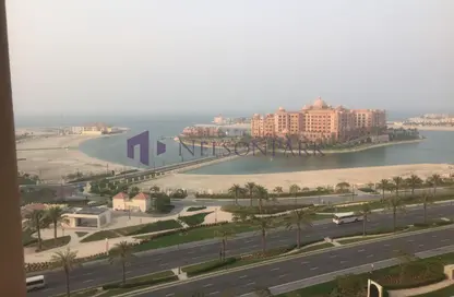 Apartment - 2 Bedrooms - 3 Bathrooms for sale in Tower 14 - Porto Arabia - The Pearl Island - Doha
