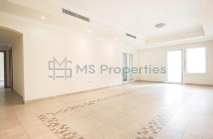 Apartment - 2 Bedrooms - 3 Bathrooms for sale in West Porto Drive - Porto Arabia - The Pearl Island - Doha