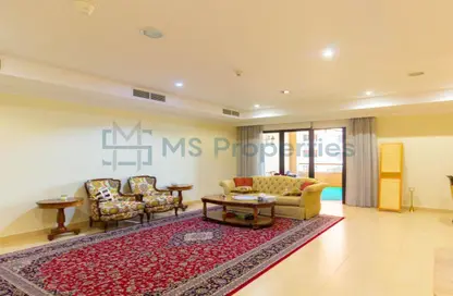 Apartment - 3 Bedrooms - 4 Bathrooms for sale in East Porto Drive - Porto Arabia - The Pearl Island - Doha Apartment - 3 Bedrooms - 4 Bathrooms for sale in East Porto Drive - Porto Arabia - The Pearl Island - Doha
