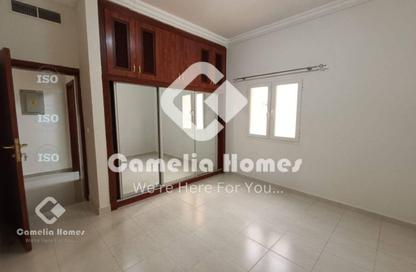 Compound - 4 Bedrooms - 4 Bathrooms for rent in Al Dana st - Muraikh - AlMuraikh - Doha