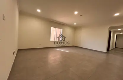 Apartment - 3 Bedrooms - 2 Bathrooms for rent in Thabit Bin Zaid Street - Al Mansoura - Doha