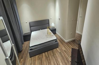 Apartment - 2 Bedrooms - 3 Bathrooms for rent in The Garden - Floresta Gardens - The Pearl Island - Doha