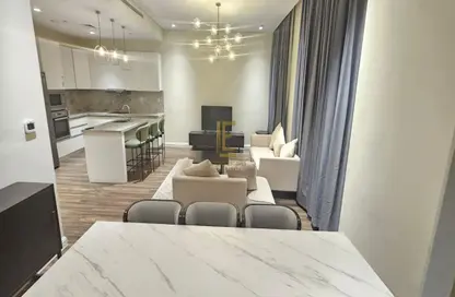 Apartment - 2 Bedrooms - 3 Bathrooms for rent in The Garden - Floresta Gardens - The Pearl Island - Doha