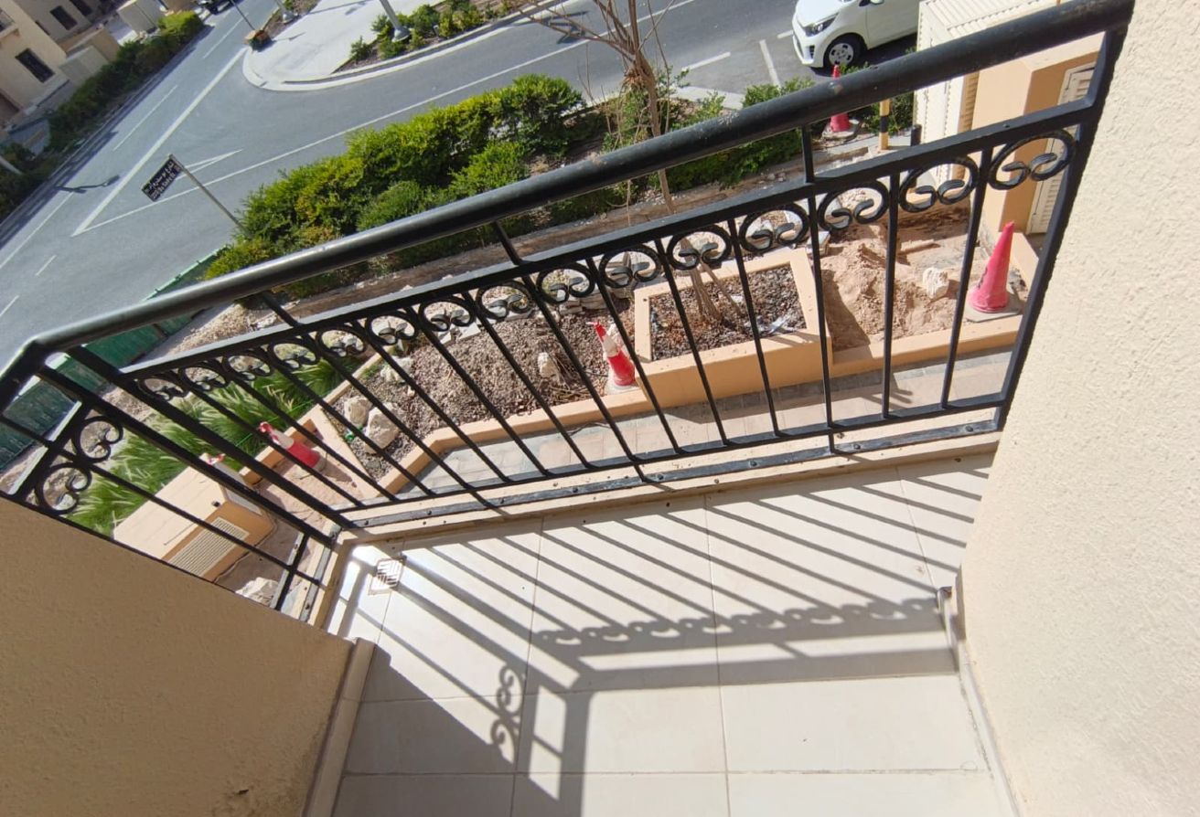 COZY 2 BHK SF OPEN VIEW CLOSE TO TRAMSTATION thumbnail 16