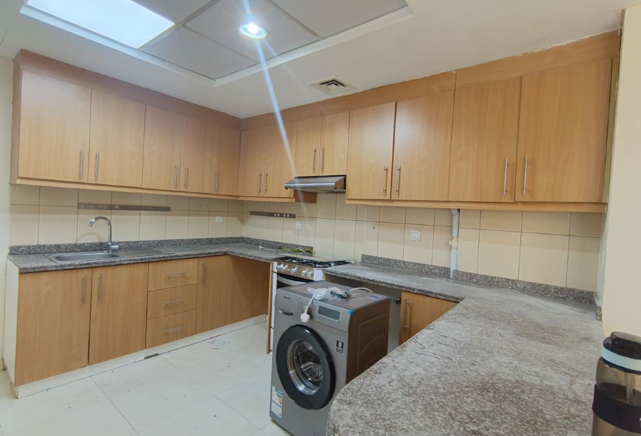 COZY 2 BHK SF OPEN VIEW CLOSE TO TRAMSTATION thumbnail 9