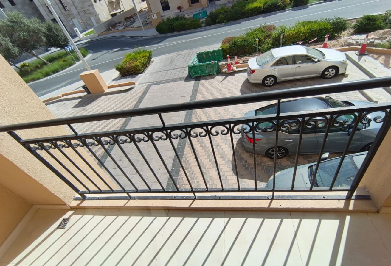 COZY 2 BHK SF OPEN VIEW CLOSE TO TRAMSTATION thumbnail 10