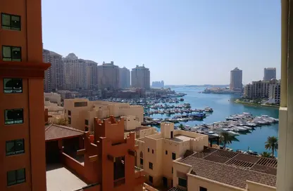 شقة - غرفة نوم - 2 حمامات للايجار في طريق بورتو الشرقي - بورتو أرابيا - جزيرة اللؤلؤة - الدوحة