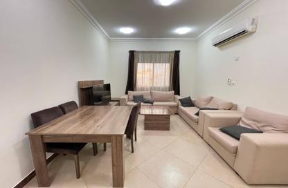 Apartment - 1 Bedroom - 1 Bathroom for rent in Umm Ghwailina Comm - Umm Ghuwalina - Umm Ghuwailina - Doha