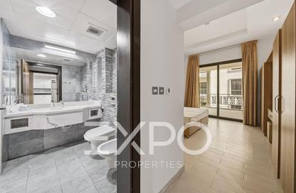 Apartment - 1 Bedroom - 2 Bathrooms for rent in Fox Hills A13 - Fox Hills - Lusail