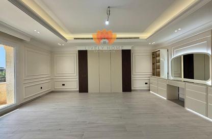 Apartment - 5 Bedrooms - 7 Bathrooms for rent in Lusail Marina Heights - Marina District - Lusail