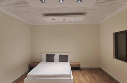 Apartment - Studio - 1 Bathroom for rent in Legtaifiya Lagoon - West Bay - Doha