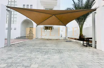 Compound - 4 Bedrooms - 3 Bathrooms for rent in Ain Khaled Villas - Ain Khaled - Doha