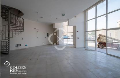 Shop - Studio - 1 for rent in Musheireb - Musheireb - Doha