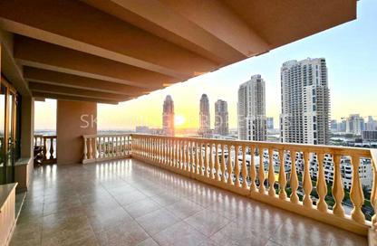 Apartment - 3 Bedrooms - 4 Bathrooms for sale in East Porto Drive - Porto Arabia - The Pearl Island - Doha