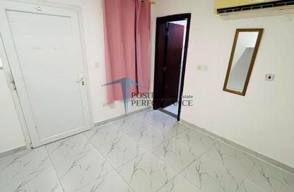 Apartment - Studio - 1 for rent in Al Duhail - Al Duhail - Doha