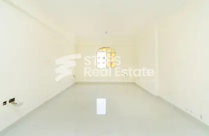 Whole Building - 5 Bedrooms - 5 Bathrooms for rent in Al Wakra - Al Wakra - Al Wakrah - Al Wakra