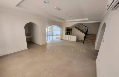 Villa - 6 Bedrooms - 6 Bathrooms for rent in Wadi Al Markh - Muraikh - AlMuraikh - Doha