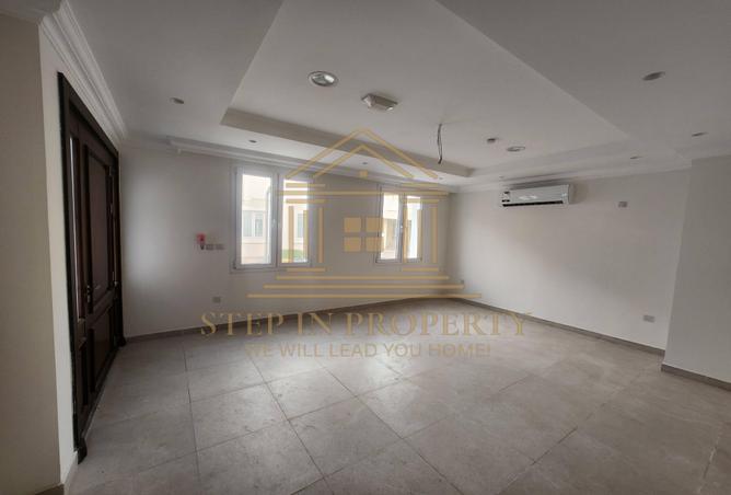 52501316 - Property Main Image