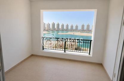 Apartment - 3 Bedrooms - 4 Bathrooms for sale in Viva East - Viva Bahriyah - The Pearl Island - Doha