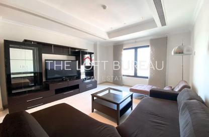 Apartment - 1 Bedroom - 2 Bathrooms for rent in West Porto Drive - Porto Arabia - The Pearl Island - Doha