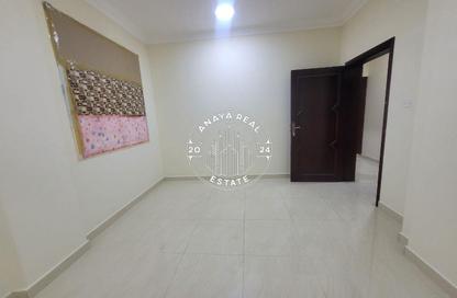 Apartment - 2 Bedrooms - 2 Bathrooms for rent in Umm Ghuwalina - Umm Ghuwailina - Doha Apartment - 2 Bedrooms - 2 Bathrooms for rent in Umm Ghuwalina - Umm Ghuwailina - Doha