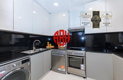 Apartment - 3 Bedrooms - 5 Bathrooms for rent in Salwa Road - Al Aziziyah - Doha