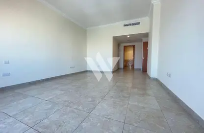 Apartment - 3 Bedrooms - 4 Bathrooms for rent in East Porto Drive - Porto Arabia - The Pearl Island - Doha Apartment - 3 Bedrooms - 4 Bathrooms for rent in East Porto Drive - Porto Arabia - The Pearl Island - Doha