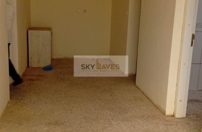Warehouse - Studio - 2 Bathrooms for rent in Jerry Al Samur - Birkat Al Awamer - Al Wakra