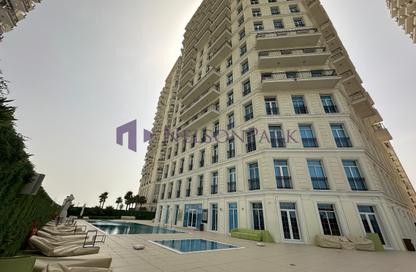 Apartment - 3 Bedrooms - 4 Bathrooms for rent in Floresta Gardens - Floresta Gardens - The Pearl Island - Doha