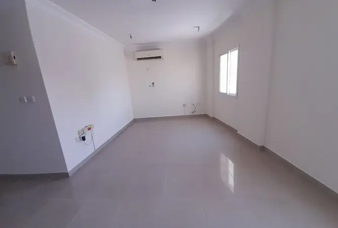 62748453 - Property Image 2