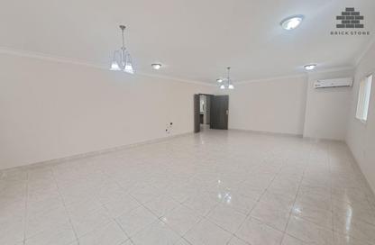 Apartment - 3 Bedrooms - 3 Bathrooms for rent in Anas Street - Fereej Bin Mahmoud North - Fereej Bin Mahmoud - Doha