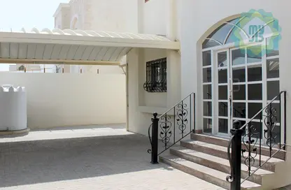 فيلا - 4 غرف نوم - 4 حمامات للايجار في شارع الخازن - مدينة خليفة جنوب - مدينة خليفة - الدوحة