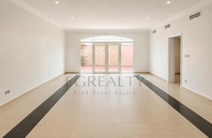 مجمع سكني - 3 غرف نوم - 5 حمامات للايجار في 871 شارع - جنوب الدحيل - الدحيل - الدوحة