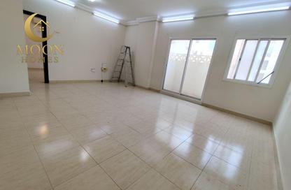 Apartment - 2 Bedrooms - 2 Bathrooms for rent in Hiteen Street - Al Muntazah - Doha