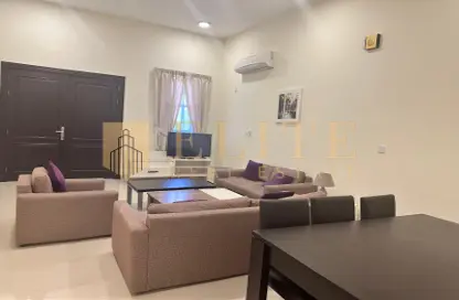 Apartment - 2 Bedrooms - 2 Bathrooms for rent in Bin Omran 35 - Fereej Bin Omran - Doha