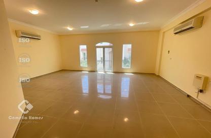 Apartment - 2 Bedrooms - 3 Bathrooms for rent in Al Duhail - Al Duhail - Doha