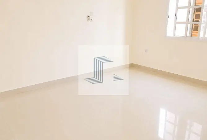62805926 - Property Image 3