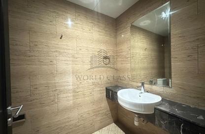 Apartment - 1 Bedroom - 2 Bathrooms for rent in West Porto Drive - Porto Arabia - The Pearl Island - Doha