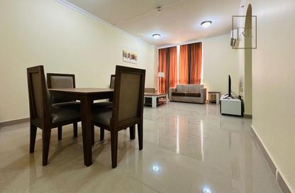 Apartment - 2 Bedrooms - 3 Bathrooms for rent in Musheireb Apartments - Musheireb - Doha