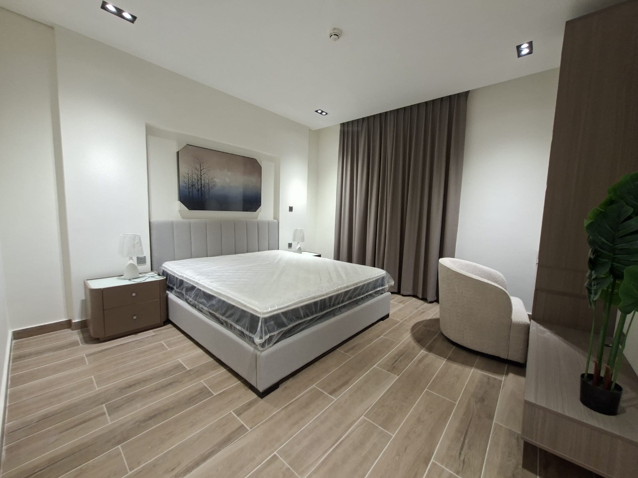 2 Bedroom Furnished Apartment with Pool Access in thumbnail 2