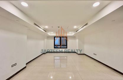 Apartment - 1 - 1 for rent in East Porto Drive - Porto Arabia - The Pearl Island - Doha